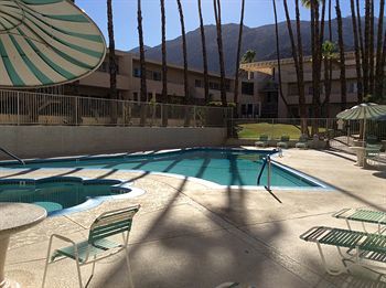 Spacious Downtown Condo Palm Springs Exterior photo